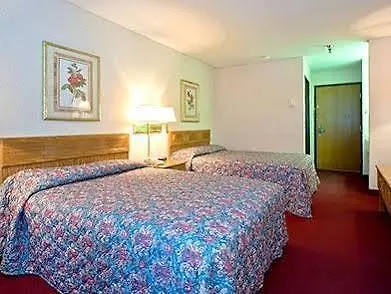 Inn Quality Near Area Macomb