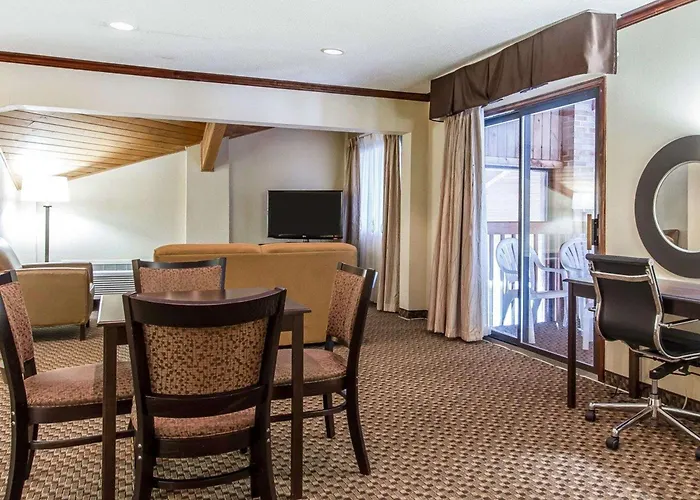 Quality Near Area 4* Macomb