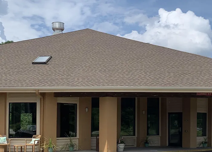 Quality Near Area Macomb