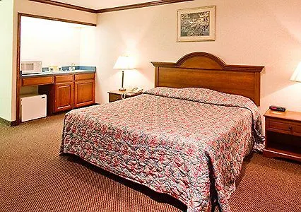 Inn Quality Near Area Macomb